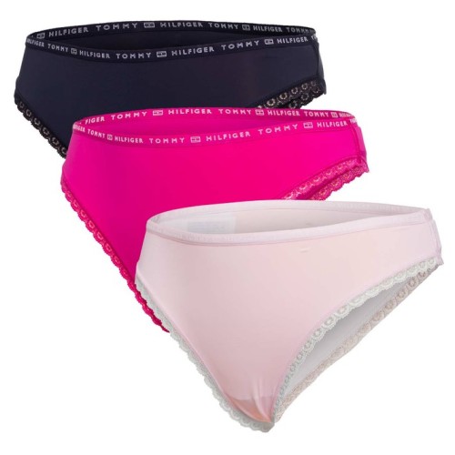 Damen Tommy Hilfiger Recycled Micro Lace Bikini Hellrosa, Dunkelrosa, Schwarz 3er-Pack Damen Tommy Hilfiger Recycled Micro Lace Bikini Hellrosa, Dunkelrosa, Schwarz 3er-Pack